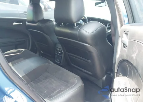 2022 Dodge Charger R/T из США, поврежденный, VIN 2C3CDXCT2NH225155